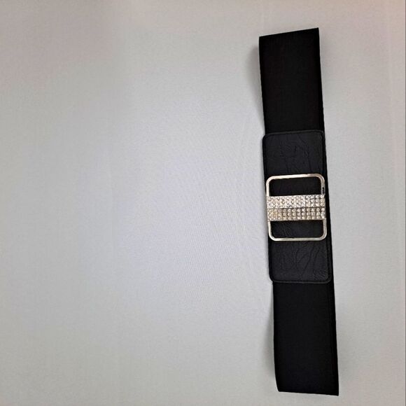 Ladies Fashion Belt NWOT - Picture 1 of 7